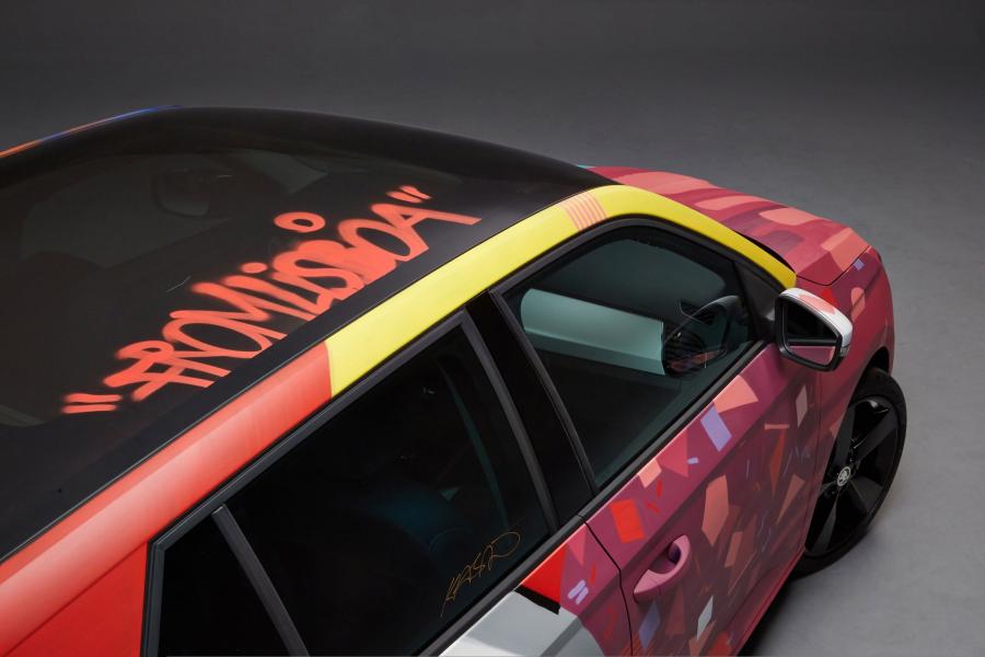  Skoda Fabia Street Art 2015 года  (фото 3 из 3)